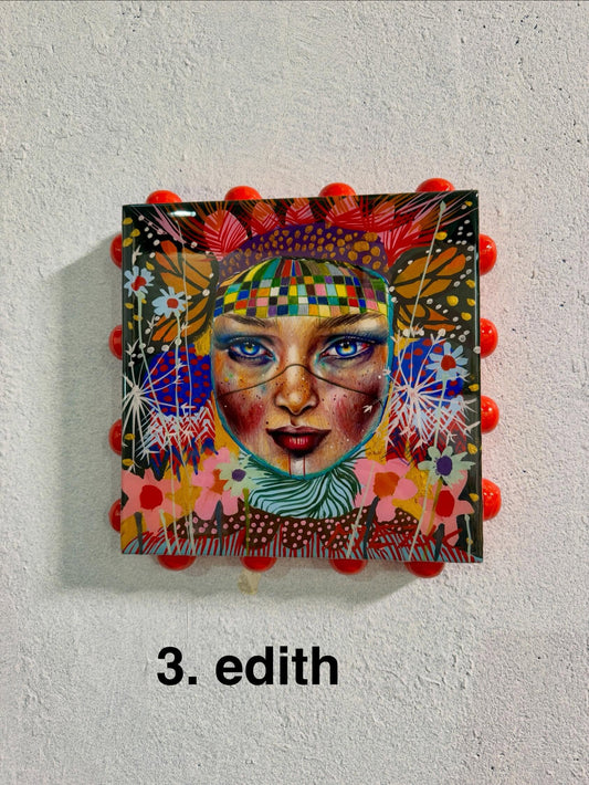 Edith 25cm resin artwork by Mariana Mezic — front view