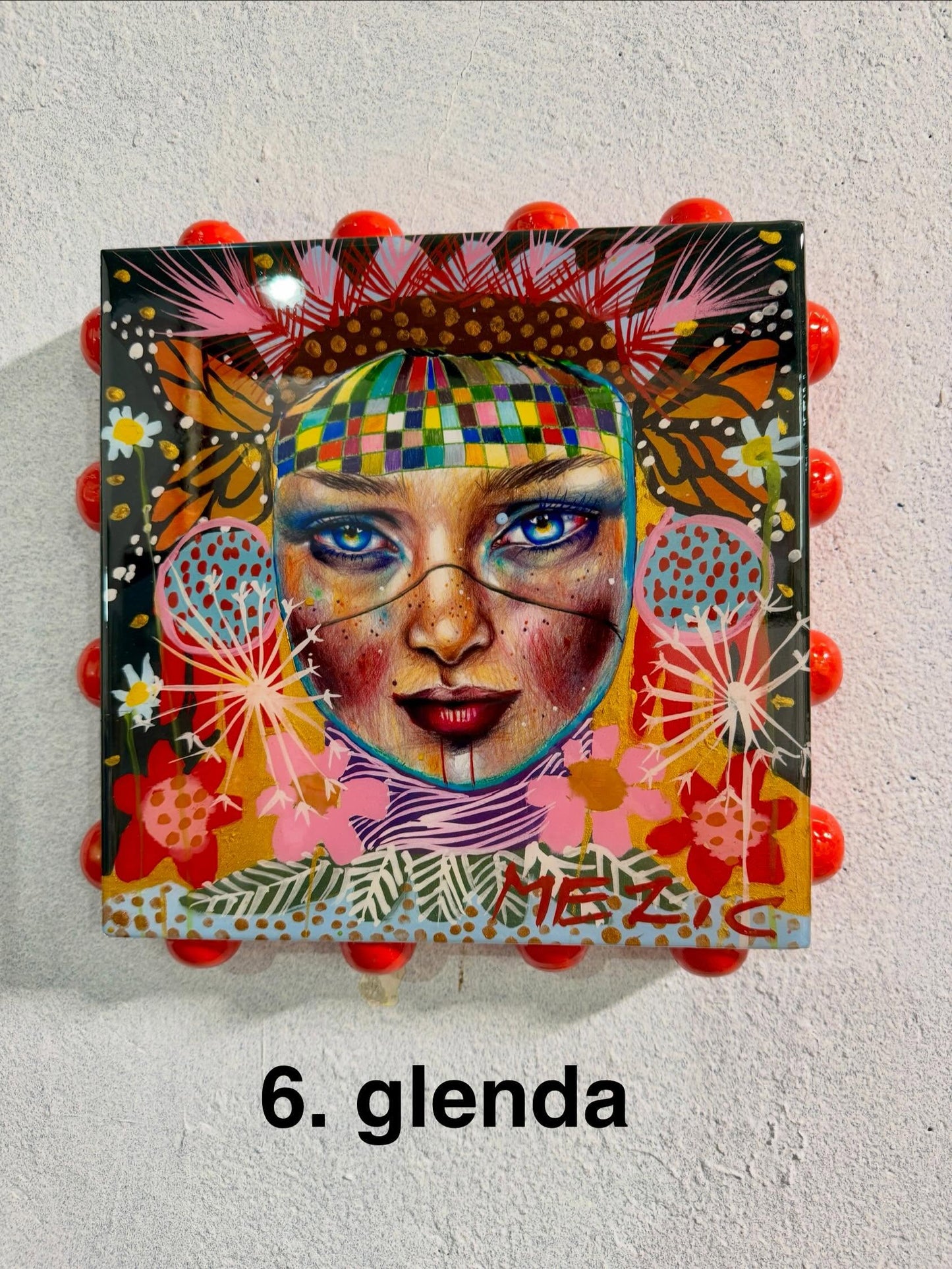 Glenda 25cm resin artwork by Mariana Mezic — front view