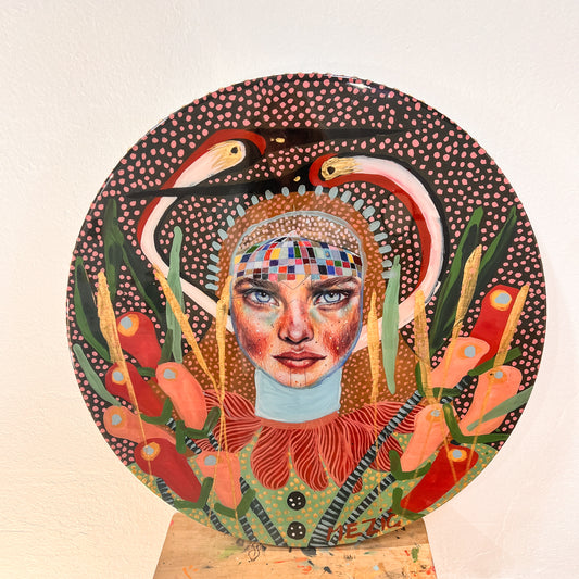 "Cassandra" 60cm  Resin Round