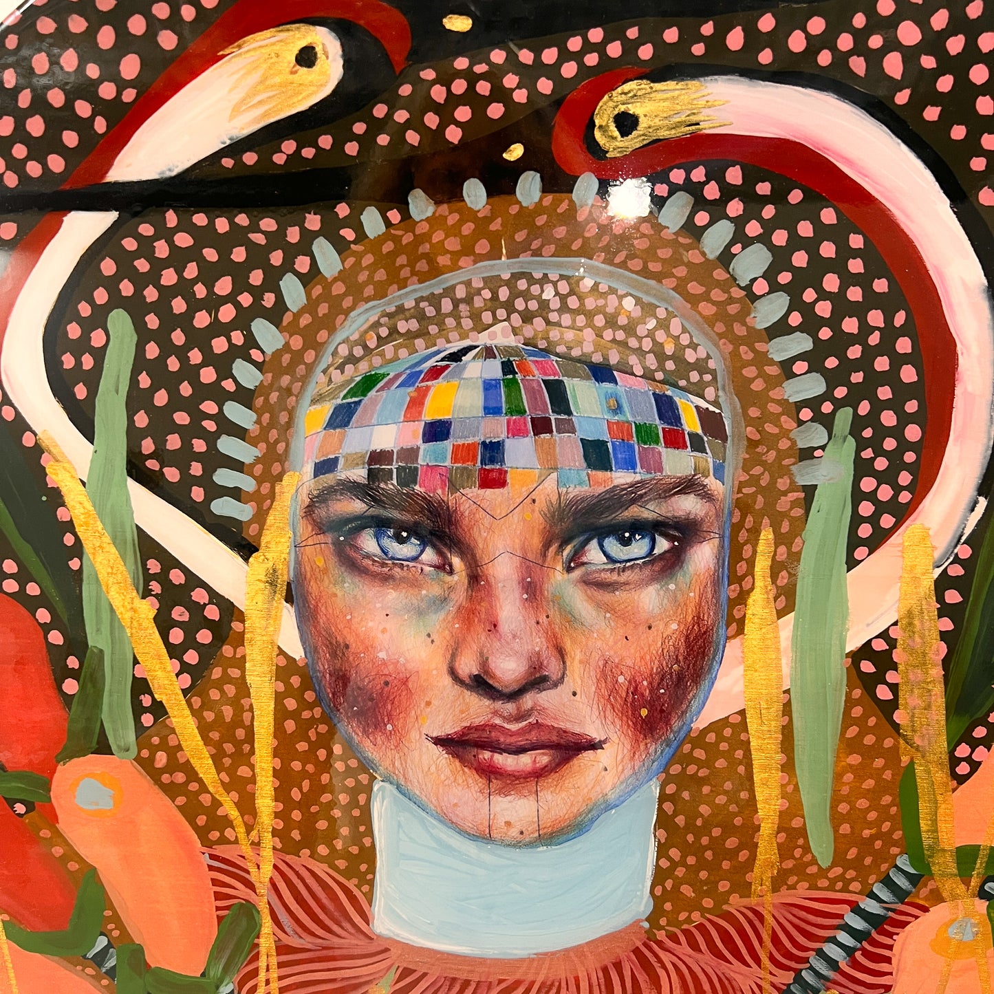 "Cassandra" 60cm  Resin Round